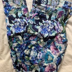 NWT 7 for all Mankind floral jeans